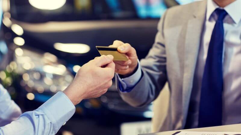 הלוואה החזר בכרטיס אשראי